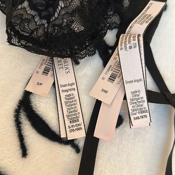 Victoria's Secret Ribbon Slot Quarter Cup Bra & Garter Skirt/Thong 34B / Small - Picture 14 of 14